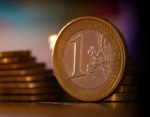 Una moneda de 5 pesetas fue valorada sobre los 12.000 euros. Fuente: Pexels