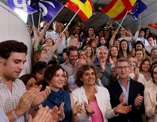 Algarabía en el comando del PP tras el resultado electoral. Fuente: AFP