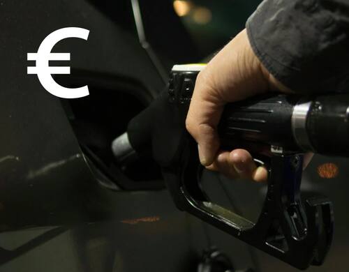 Precio de la gasolina en España. Fuente: Pexels / Canva.